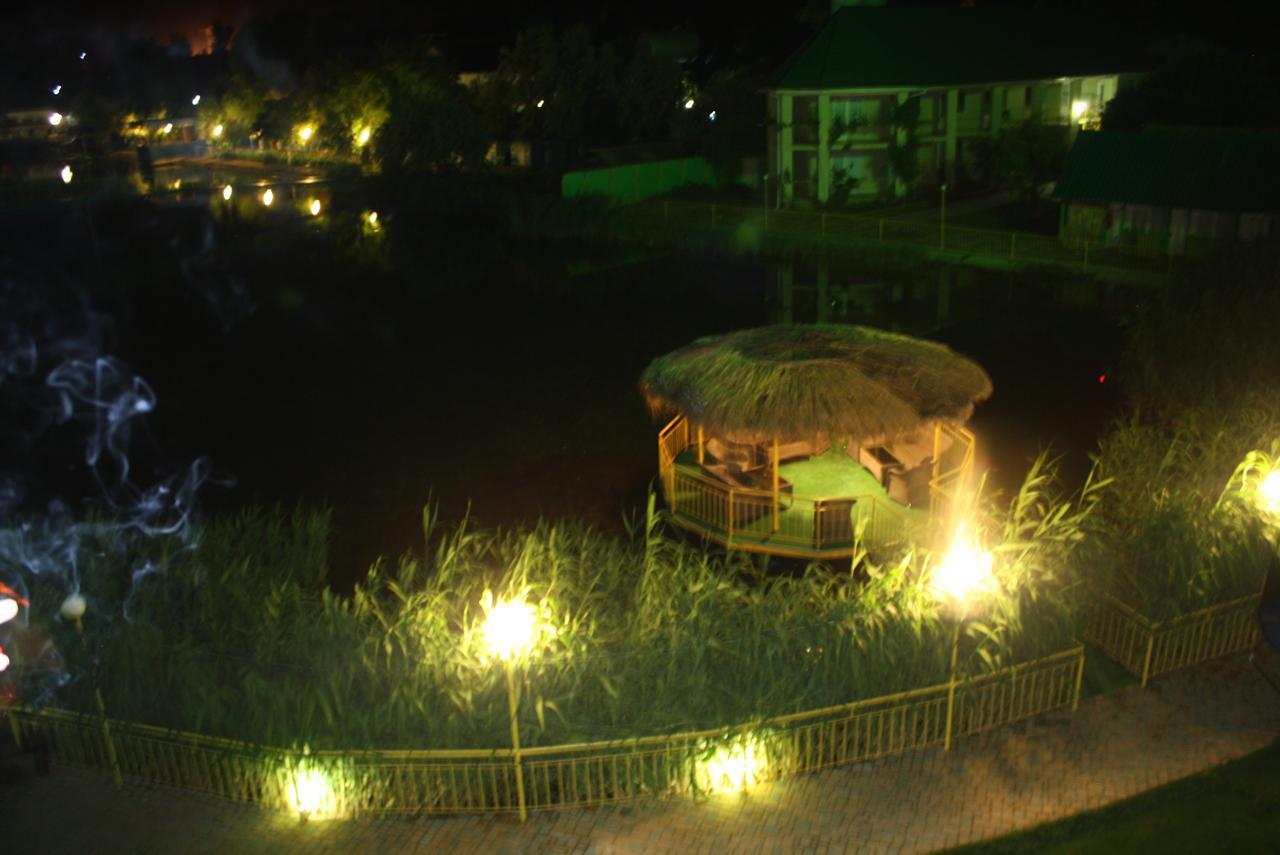 Green Hotel-Club Zatoka Esterno foto