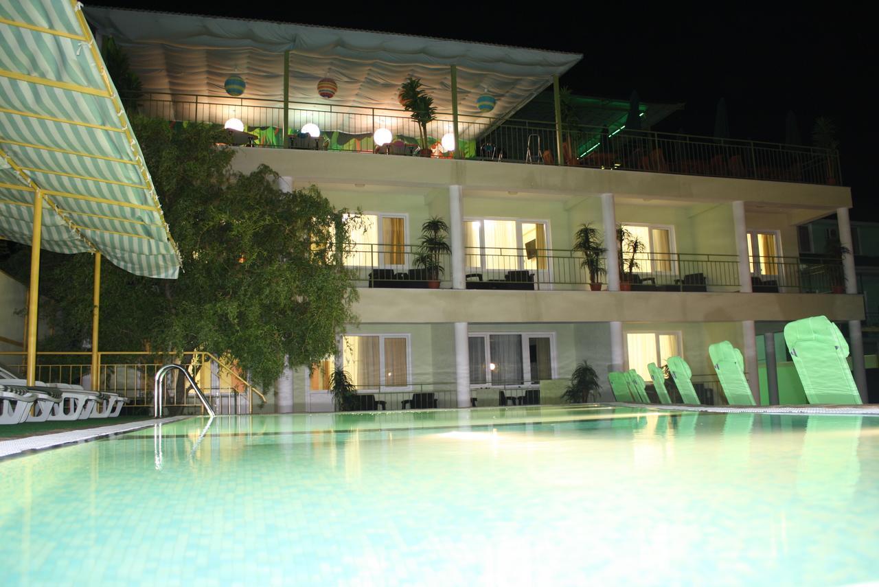 Green Hotel-Club Zatoka Esterno foto