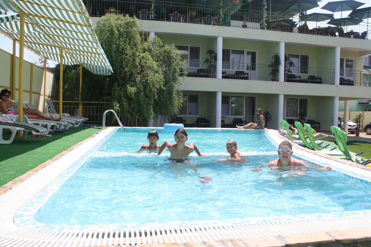 Green Hotel-Club Zatoka Esterno foto